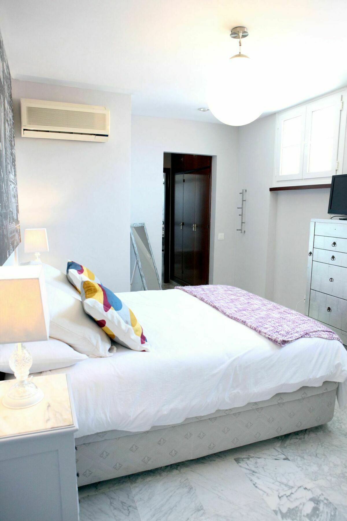Duplex Karivu Gavidia
